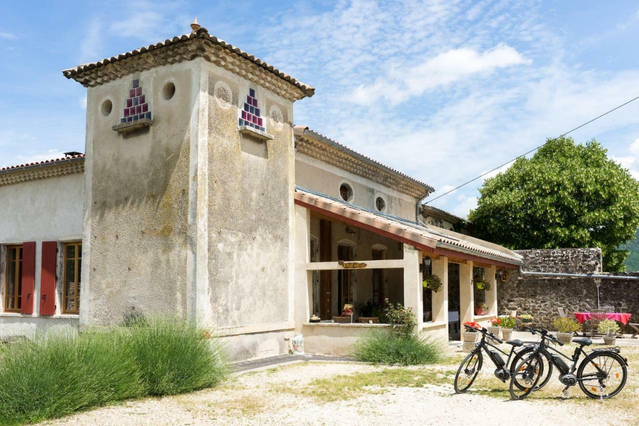 "Il Etait Une Soie..." Saint-Vincent-de-Barres Exterior foto
